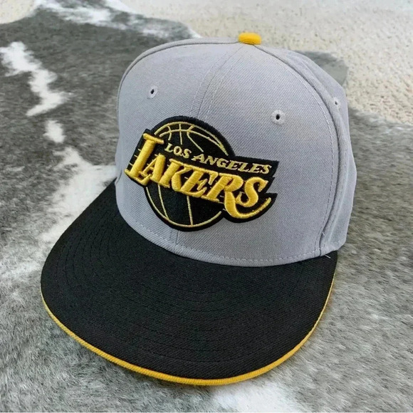 New Era Hardwood Classics Lakers Hat - Picture 2 of 11